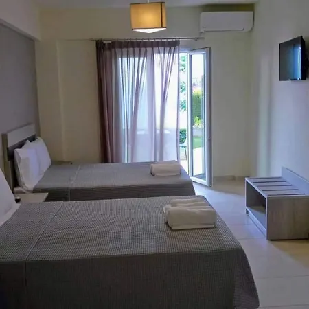 Afitos Beach Apartments * Afytos